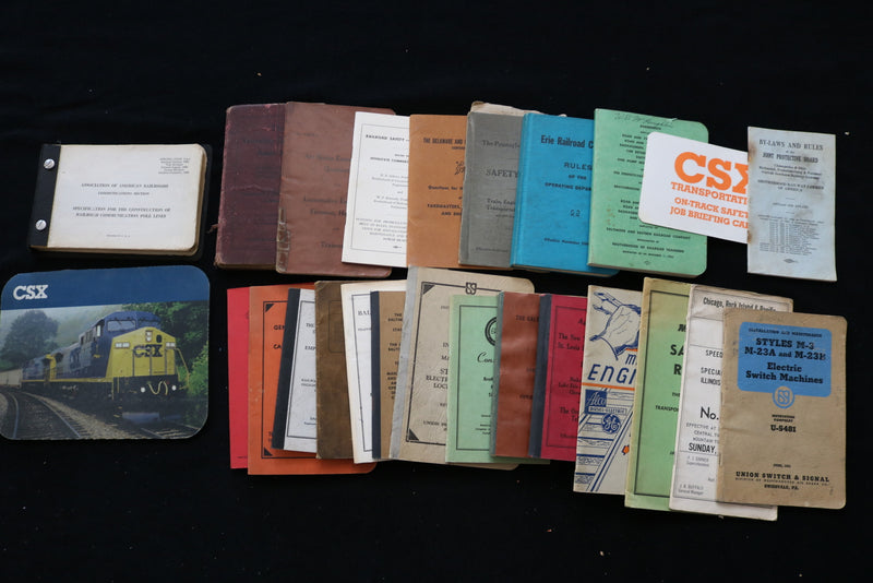 1930'S-1970'S RAILROAD EPHEMERA - LOT OF 25 PIECES - O 3675