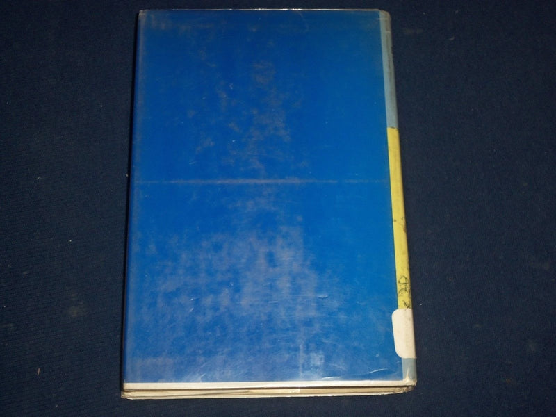 1971 SHALOM GOLDA HARDCOVER BOOK BY TERRY MORRIS - NICE PHOTOS - KD 2632