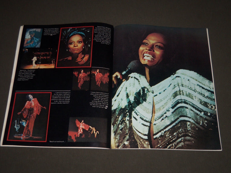 1976 DIANA - A SHOWCASE MAGAZINE - 11 X 14 1/2 PROGRAM - GREAT PHOTOS - J 2499