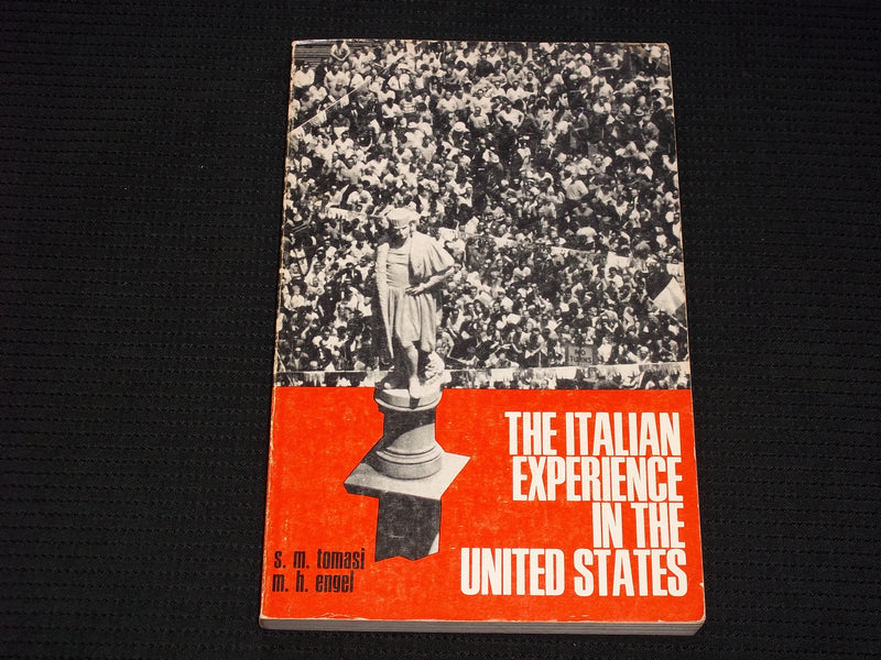 1977 THE ITALIAN EXPERIENCE IN THE UNITED STATES SOFTCOVER BOOK - KD 7630