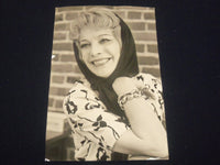1945-1964 ACTRESS SIGNE HASSO PRESS PHOTOS LOT OF 5 DIFFERENT - STAMPED - J 1793