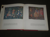 1977 THE BOOK OF TAPESTRY HARDCOVER BOOK - NICE PRINTS - I 527
