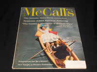 1959 JUNE MCCALL'S MAGAZINE - NICE FASHION FRONT COVER - E 5929