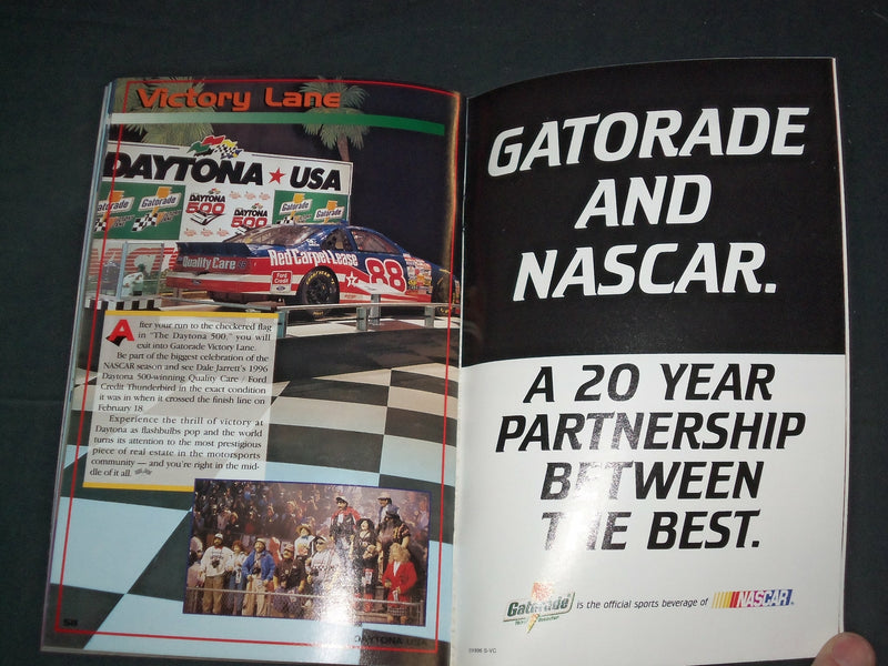 1997 DAYTONA USA PROGRAM MINI BOOK - INAUGURAL ISSUE - J 3774