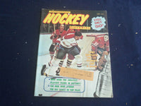 1972 APRIL HOCKEY PICTORIAL MAGAZINE - PETER MAHOVLICH COVER - ST 200X
