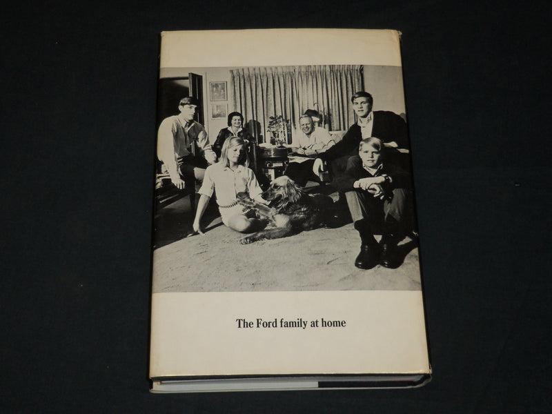1974 JERRY FORD UP CLOSE HARDCOVER BOOK INSCRIBED BY BUD VESTAL - D 557