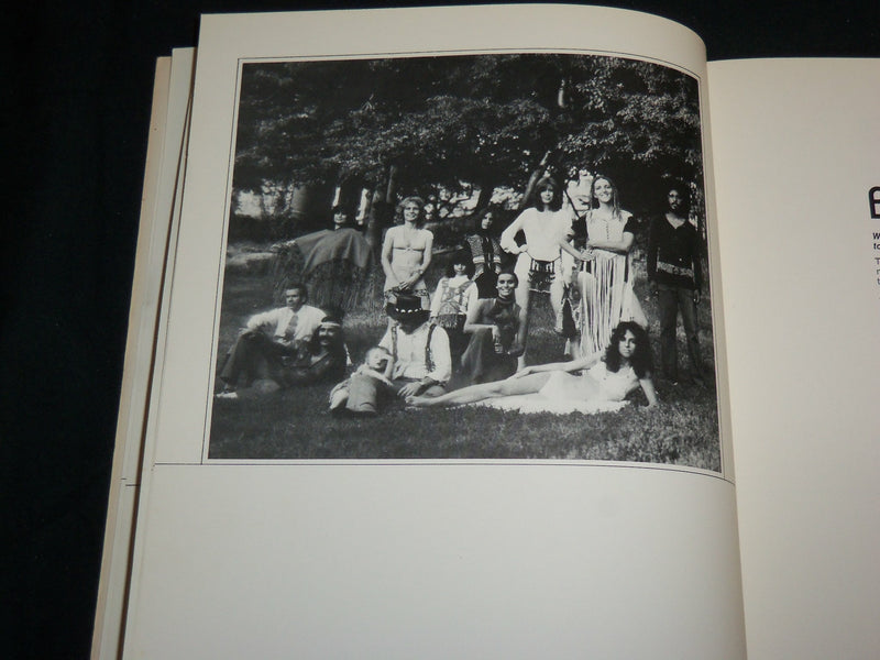1972 MACRAME YOU CAN WEAR SOFTCOVER BOOK BY LAURA TORBET - J 6742