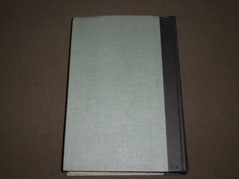 1947 BACK HOME BY BILL MAULDIN HARDCOVER BOOK - NICE ILLUSTRATIONS - KD 4719