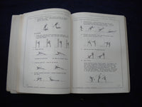 1979 INTERNATIONAL VVOLLEYBALL FEDERATION COACHES MANUAL SOFTCOVER - KD 8009