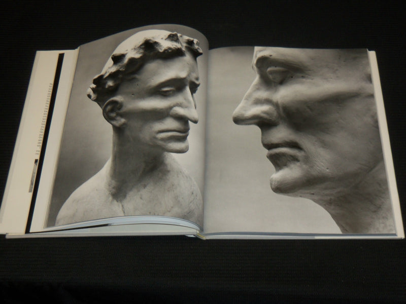 1982 THE SCULPTURE OF KAARE NYGAARD HARDCOVER BOOK - BINDER - HALE - R 730C