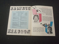 1961 SHIPSTADS & JOHNSON ICE FOLLIES SOUVENIR PROGRAM - SILVER JUBILEE - B 1140V