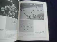 1971 PRO FOOTBALL PLAYS IN PICTURES MAGAZINE - BY GEORGE SULLIVAN - SP 6481B