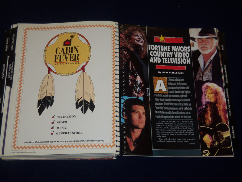 1993 THE OFFICIAL COUNTRY MUSIC DIRECTORY - TRAVIS TRITT COVER- PHOTOS - J 1983