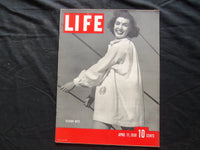 1938 APRIL 11 LIFE MAGAZINE - FASHION NOTE - L 73