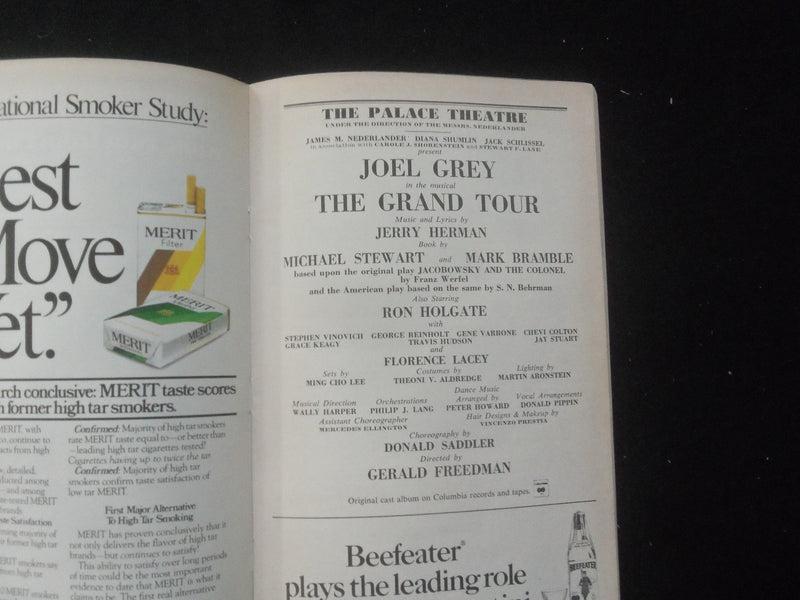 1978 THE GRAND TOUR PLAYBILL - 4 SIGNATURES - J 8203