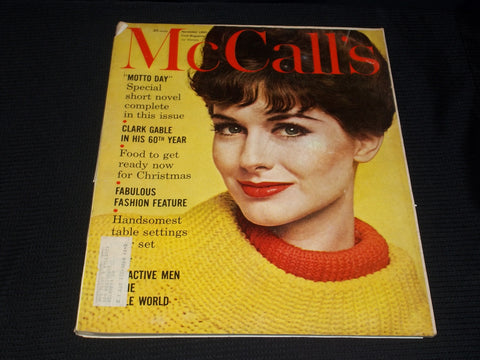 1960 NOVEMBER MCCALL'S MAGAZINE - NICE FASHION FRONT COVER - E 5904