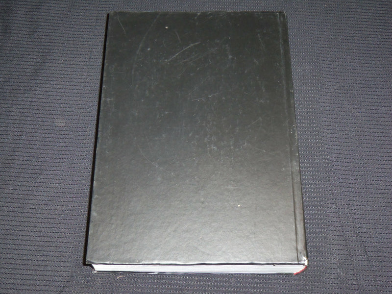 2000 BLACK BOOK Y2K SOFTCOVER BOOK - GREAT PHOTOS - R 715C
