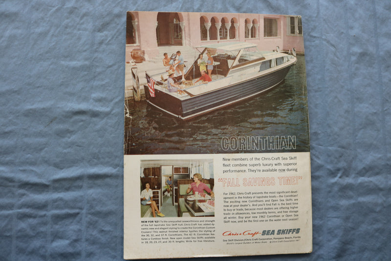 1961 OCTOBER YACHTING MAGAZINE - RACING AND CRUISING COVER - E 9439