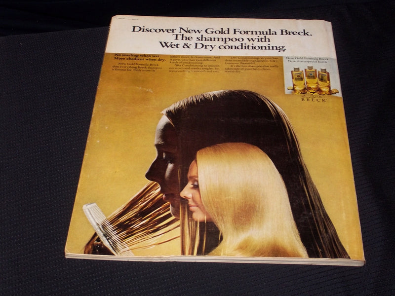 1969 NOVEMBER LADIES' HOME JOURNAL MAGAZINE - VERY NICE FRONT COVER - E 4450