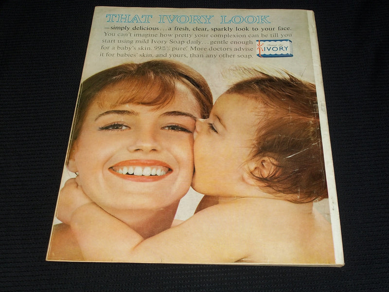 1961 JULY MCCALL'S MAGAZINE VERY NICE FRONT COVER & FULL PAGE ADS - E 2437