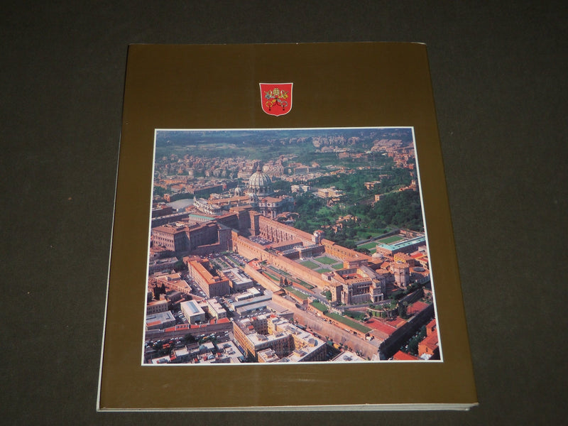 1993 VATICAN SOFTCOVER BOOK BY FRANCESCO PAPAFAVA - GREAT PRINTS - I 1701