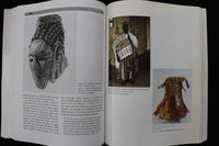 1998 THE VISUAL ARTS OF AFRICA SOFTCOVER BOOK BY J. PERANI & F. SMITH - KD 9844