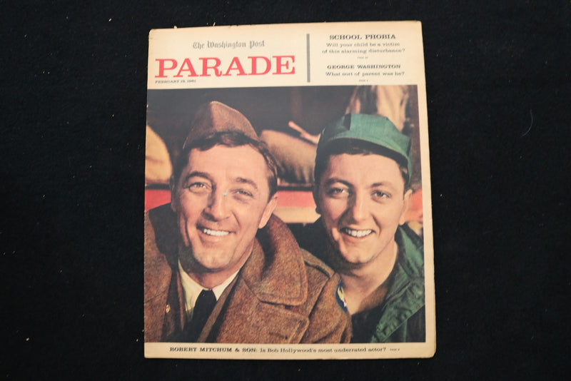 1961 FEBRUARY 19 PARADE MAGAZINE - ROBERT MITCHUM & SON COVER - E 25877