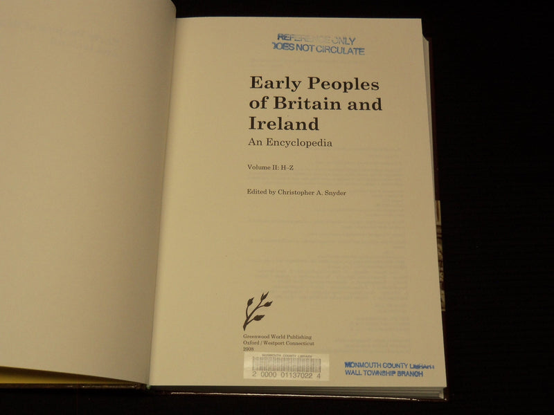 2008 EARLY PEOPLES OF BRITAIN AND IRELAND VOLUME 1 & 2 - R 701K