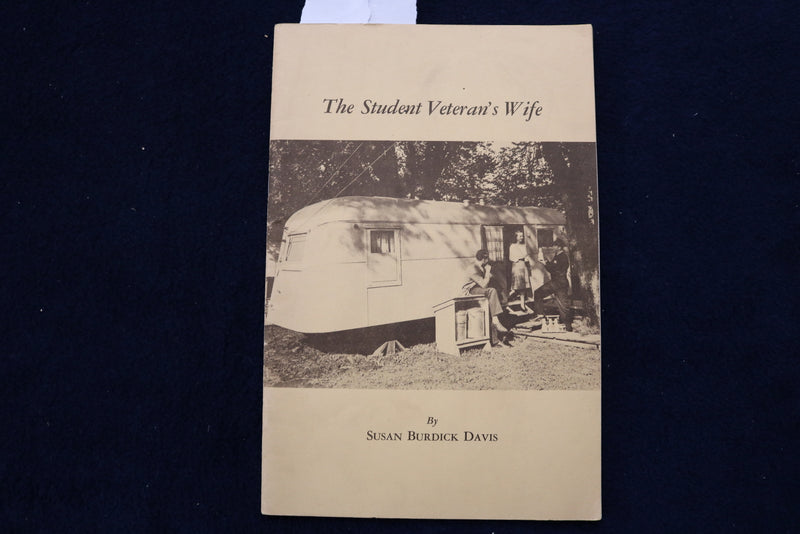 1947-1950 SUSAN BURKICK DAVIS SIGNED PAMPHLETS - LOT OF 2 - K 1622