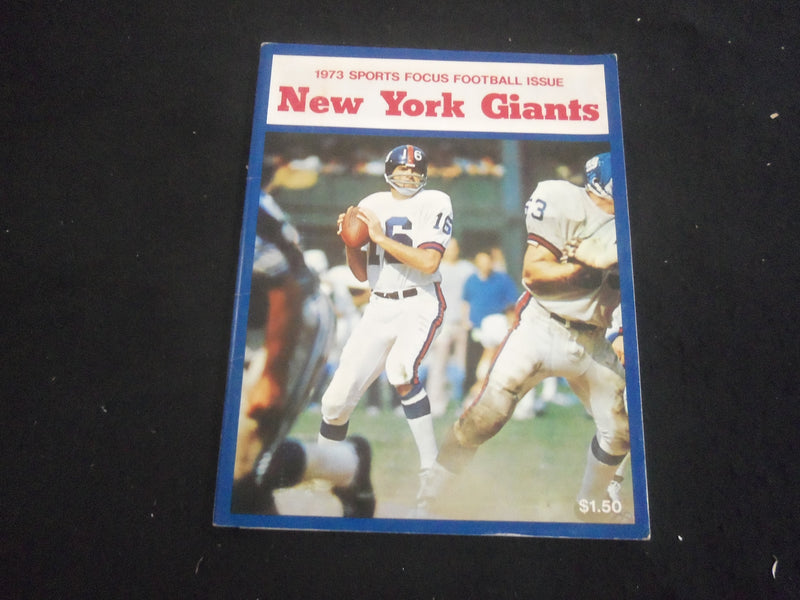 1973 SPORTS FOCUS FOOTBALL ISSUE - NEW YORK GIANTS - B 6348Q