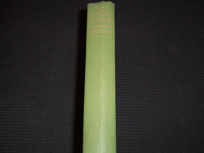 1942 THE BUY SCOUTS YEAR BOOK BY FRANKLIN MATHIEWS - KD 7837