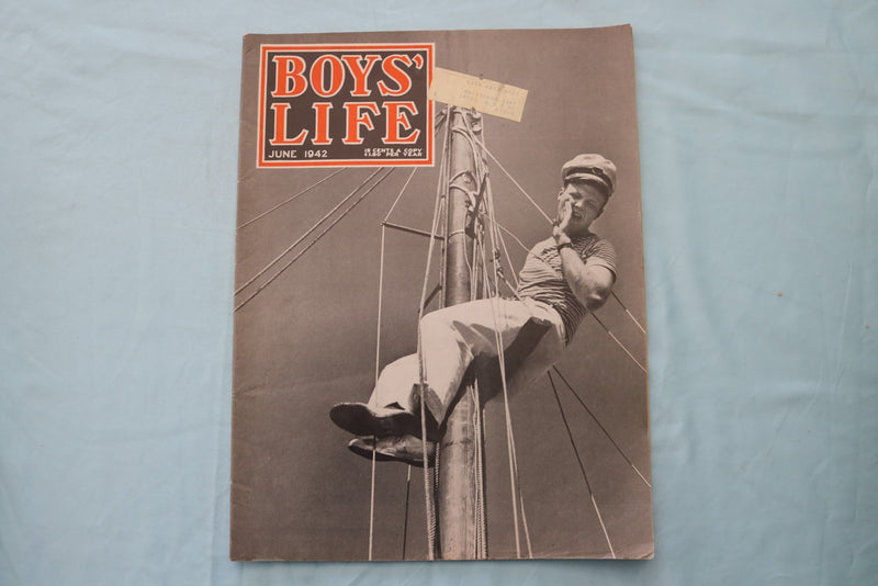 1942 JUNE BOYS' LIFE MAGAZINE - SAILOR UP THE MAST COVER - E 26523