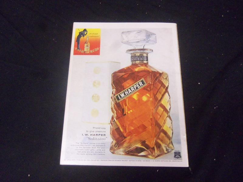 1959 DECEMBER ESQUIRE MAGAZINE - GREAT COVER, PHOTOS AND ADS - ST 2650