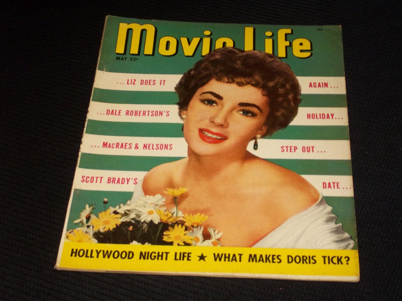 1952 MAY MOVIE LIFE MAGAZINE - ELIZABETH TAYLOR FRONT COVER - E 1372