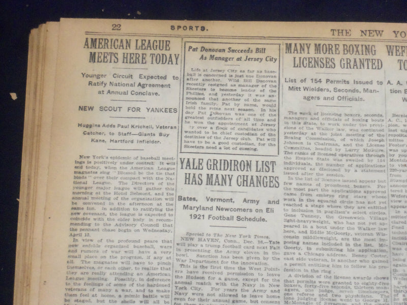 1920 DECEMBER 17 NEW YORK TIMES - BANDITS KILL FIFTH AVENUE JEWELER - NT 8499B