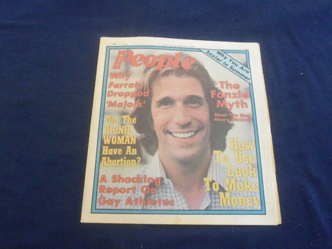 1977 SEPTEMBER 4 MODERN PEOPLE NEWSPAPER- HENRY WINKLER, THE FONZE MYTH- NP 5709