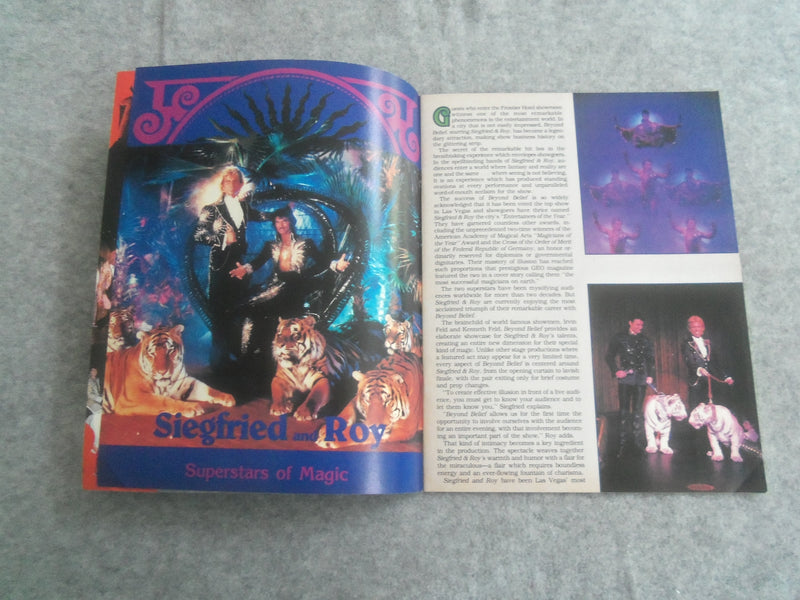 1983 SIEGFRIED & ROY BEYOND BELIEF PROGRAM - FRONTIER HOTEL LAS VEGAS - J 7639