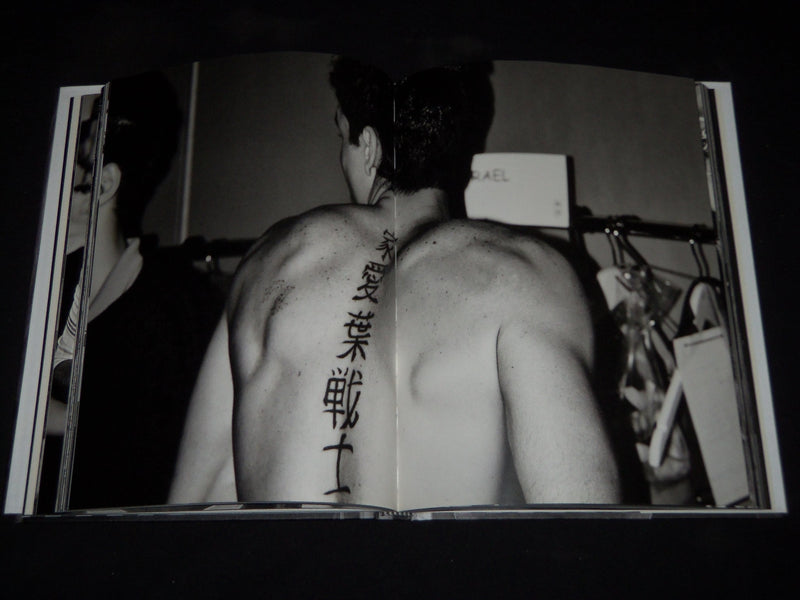 2010 BACKSTAGE HARDCOVER BOOK BY GUSTAVO MALHEIROS - GREAT PHOTOS - D 17