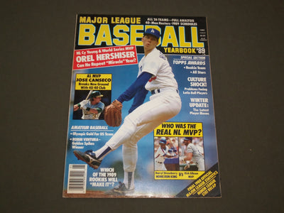 1989 MAJOR LEAGUE BASEBALL YEARBOOK MAGAZINE - OREL HERSHISER - SP 9753