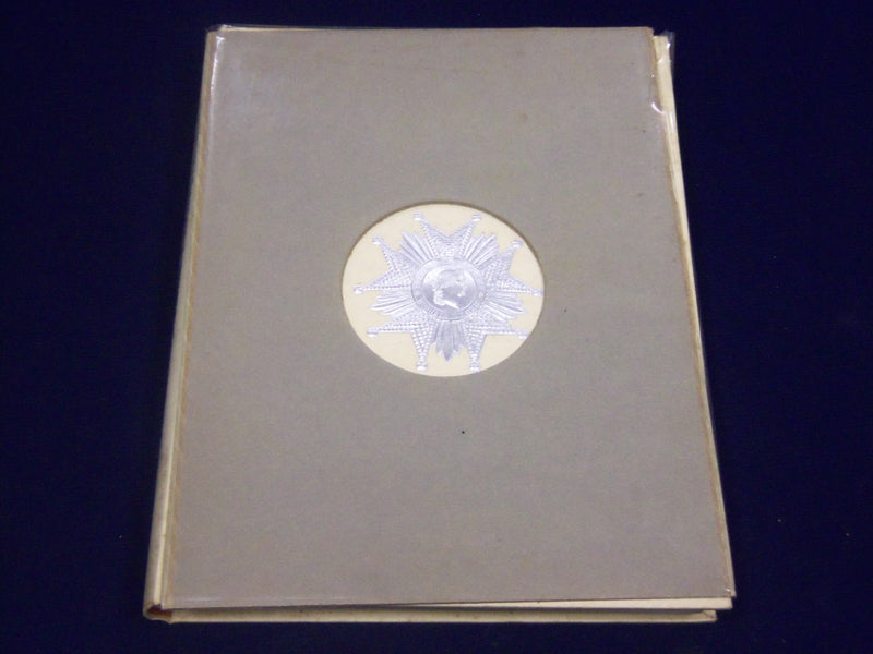 1956 DECORATIONS OFFICIELLES FRANCAISES FRENCH BOOK - NICE PRINTS - KD 3475