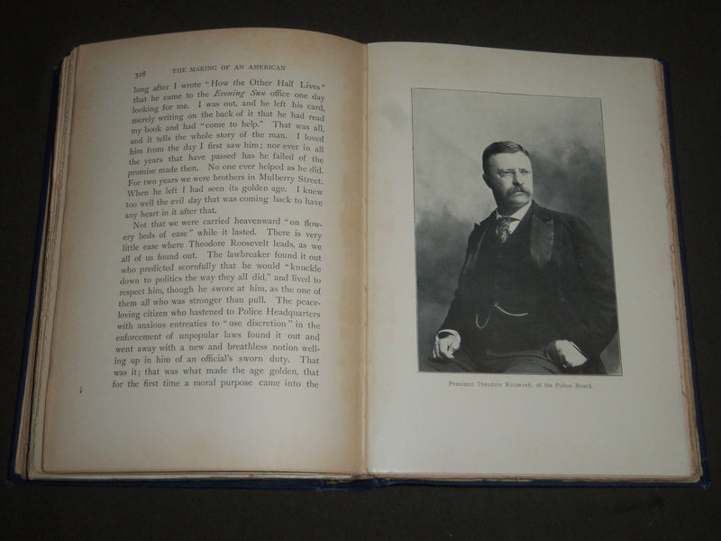 1902 THE MAKING OF AN AMERICAN BY JACOB A. RIIS HARDCOVER BOOK - KD 4301