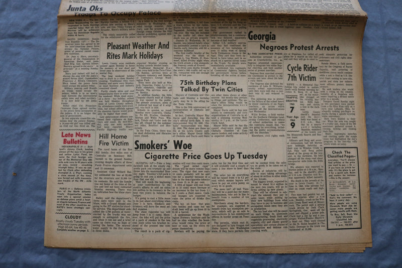 1965 MAY 31 THE DAILY CHRONICLE NEWSPAPER-GEMINI FLIGHT PLAN ON SCHEDULE-NP 8512