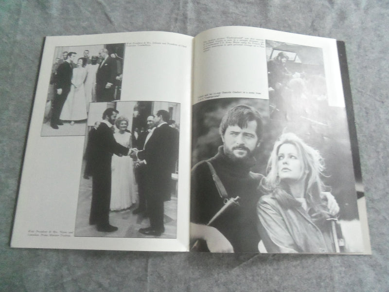 ROBERT GOULET BROCHURE - STAGE - TV - MOVIES - FOLD-OUT POSTER INCLUDED - J 7692