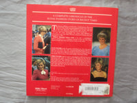 1989 DEBRETT'S THE PRINCESS OF WALES FASHION GUIDE SOFTCOVER BOOK - K 263