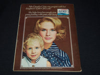 1970 JANUARY PHOTOPLAY MAGAZINE - JANET LENNON & MIA FARROW COVER - E 12500