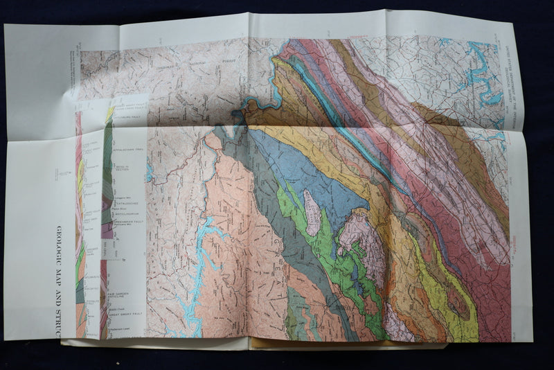 1968 GEOLOGY OF THE GREAT SMOKY MOUNTAINS SOFTCOVER BOOK - FOLD-OUT MAP - K 1384