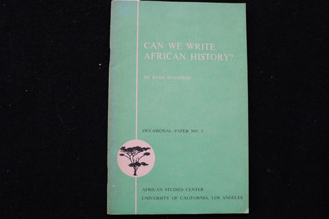 1965 CAN WE WRITE AFRICAN HISTORY? SOFTCOVER BOOK BY BASIL DAVIDSON - K 3519