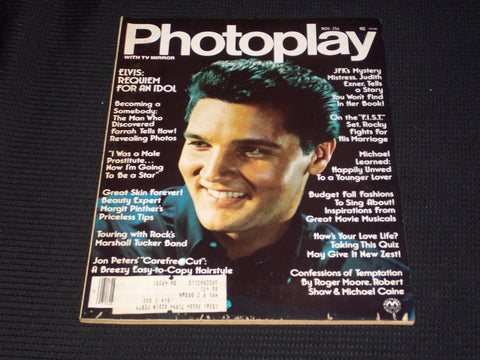 1977 NOVEMBER PHOTOPLAY MAGAZINE - ELVIS FRONT COVER - E 1948