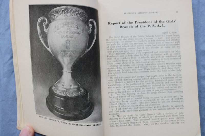 1909-10 SPALDING'S PUBLIC SCHOOLS ATHLETIC LEAGUE HANDBOOK - SOFTCOVER - K 3091