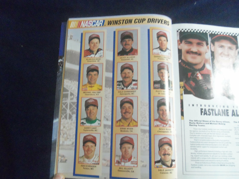 1993 FEB 14 35TH DAYTONA 500 RACING PROGRAM W/PATCH - GREAT PHOTOS - SP 3744F